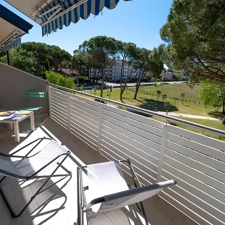 Oasi Di Comfort 5 Posti Letto Eleganza A Lignano