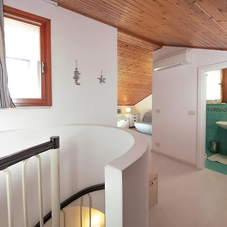Oasi Di Comfort 5 Posti Letto Eleganza A Lignano Линьяно-Саббьядоро