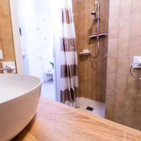Апартаменты Oasi Di Comfort 5 Posti Letto Eleganza A Lignano *