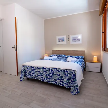 Oasi Di Comfort 5 Posti Letto Eleganza A Lignano