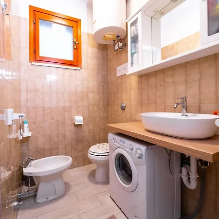 Apartmán Oasi Di Comfort 5 Posti Letto Eleganza A Lignano